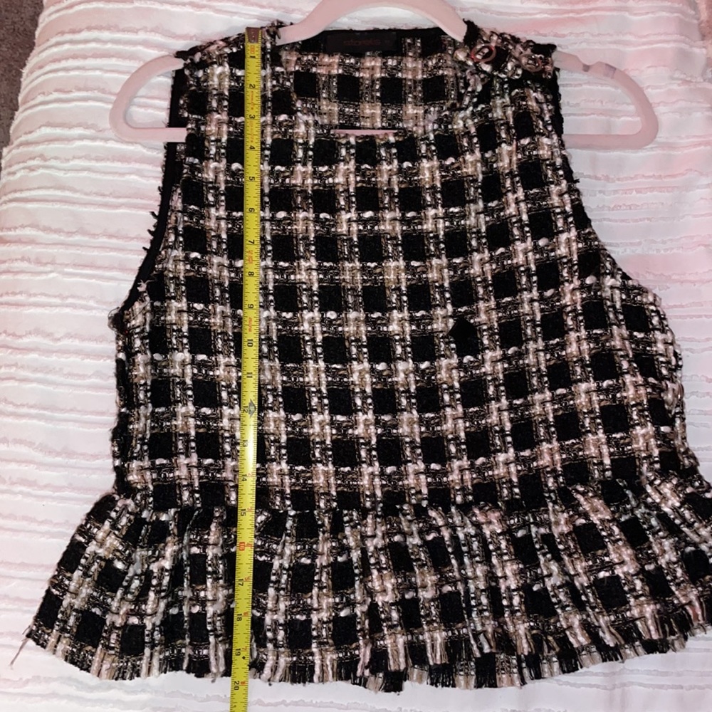 Storets Lisa Tweed Top - Picture 9 of 10